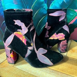 Steve Madden Velour Booties